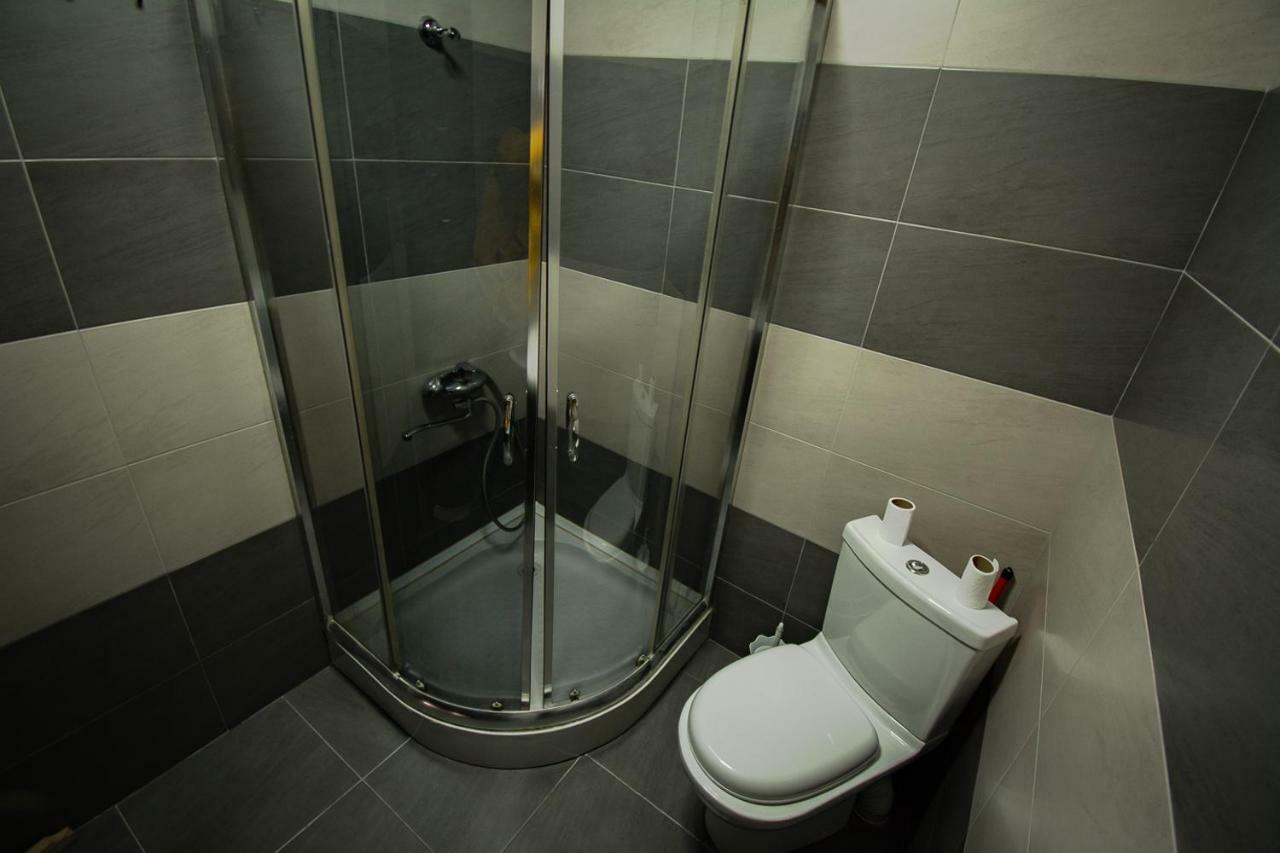 Daros Apartment Μπατούμι Εξωτερικό φωτογραφία