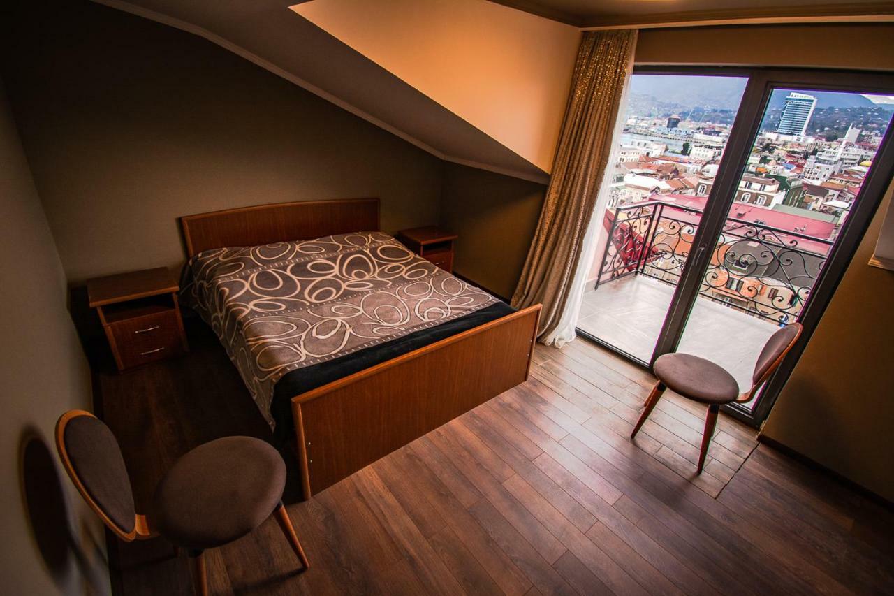 Daros Apartment Μπατούμι Εξωτερικό φωτογραφία