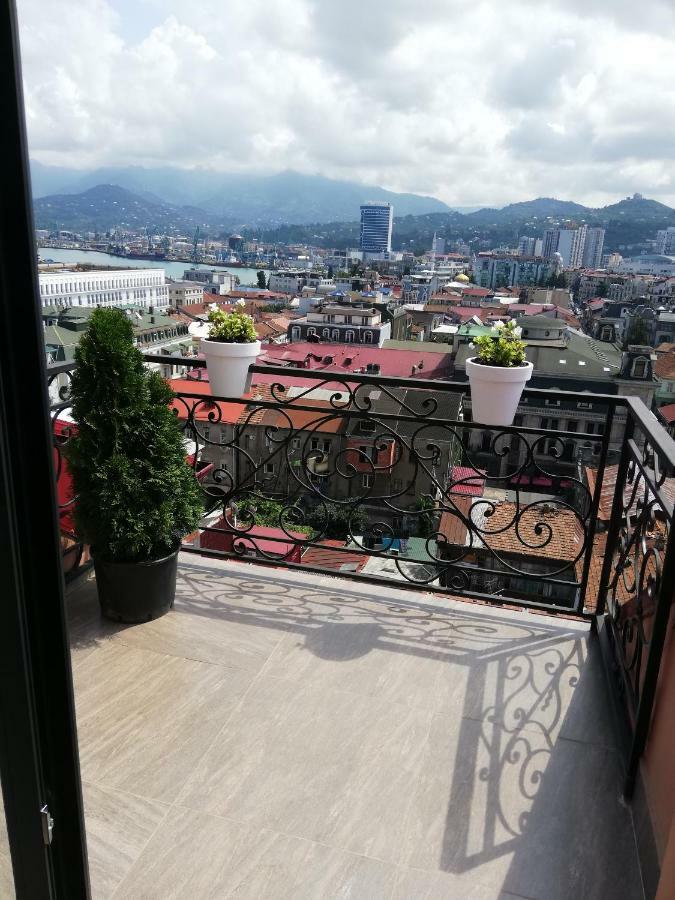 Daros Apartment Μπατούμι Εξωτερικό φωτογραφία